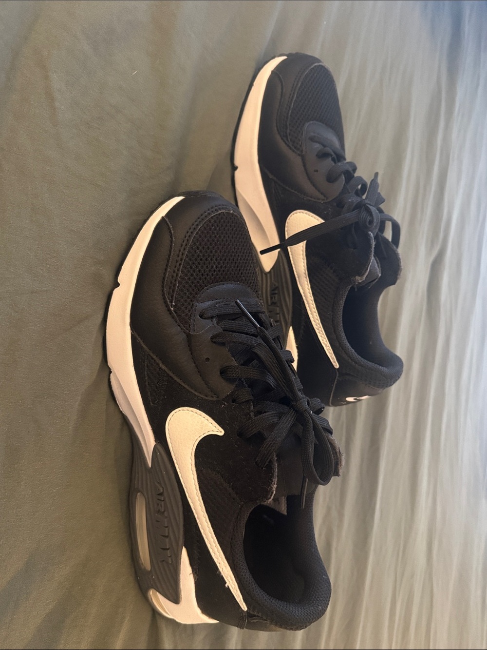 Nike Black and White Air Max Sneakers - Picture 4 of 8